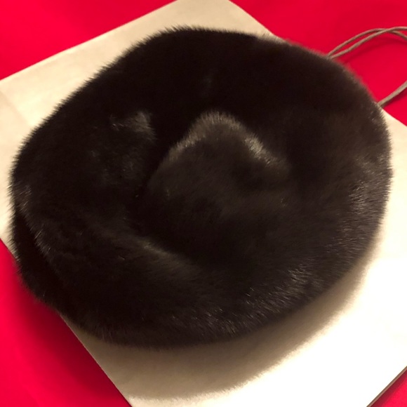 đź–¤MINK đź–¤ - Picture 9 of 9